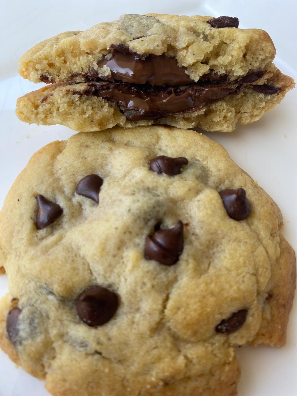 Masa galletón chips chocolate relleno Nutella (15% dcto x 2 unidades)